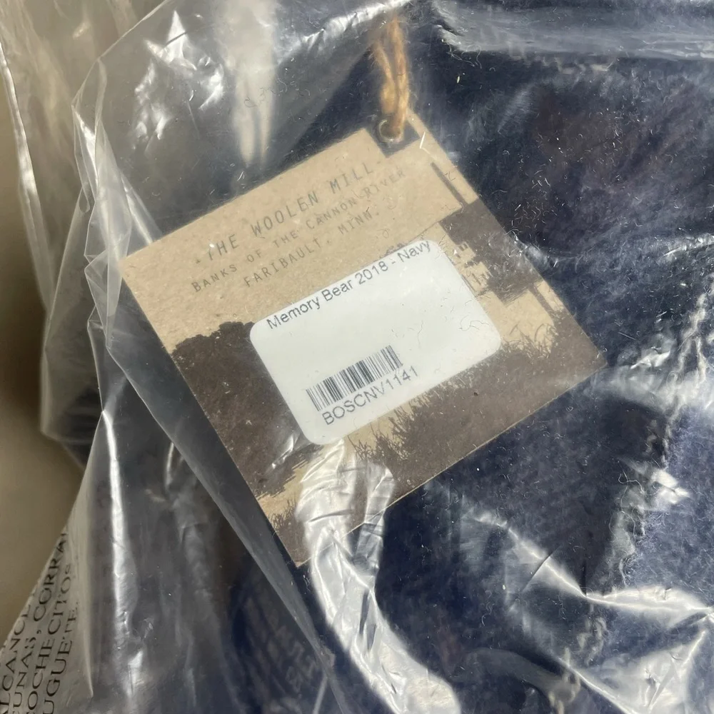 Faribault Woolen Mill Co Memory Bear Navy Grey 100% Wool Minnesota Made 20